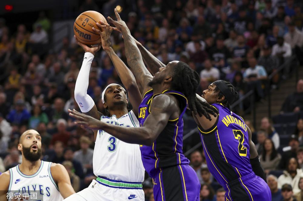 年輕的阿什 年輕的阿什